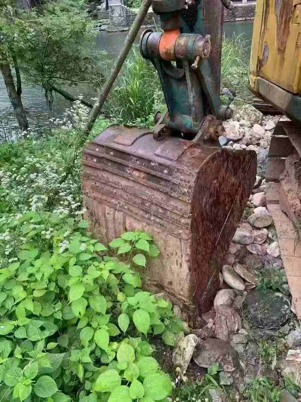 Buy Kobelco SK230 Used Excavator / 9