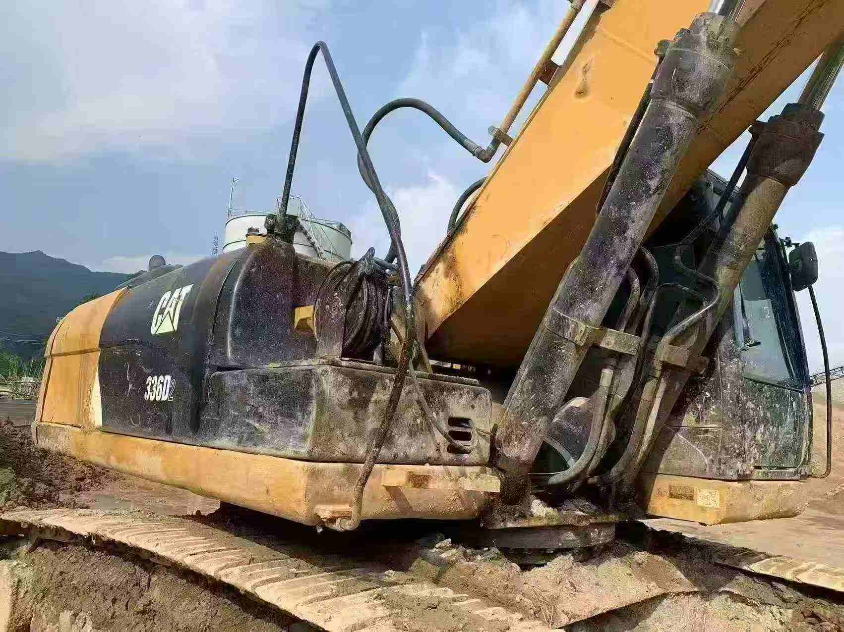 Compre Escavadeira Caterpillar 336E Usada / 4