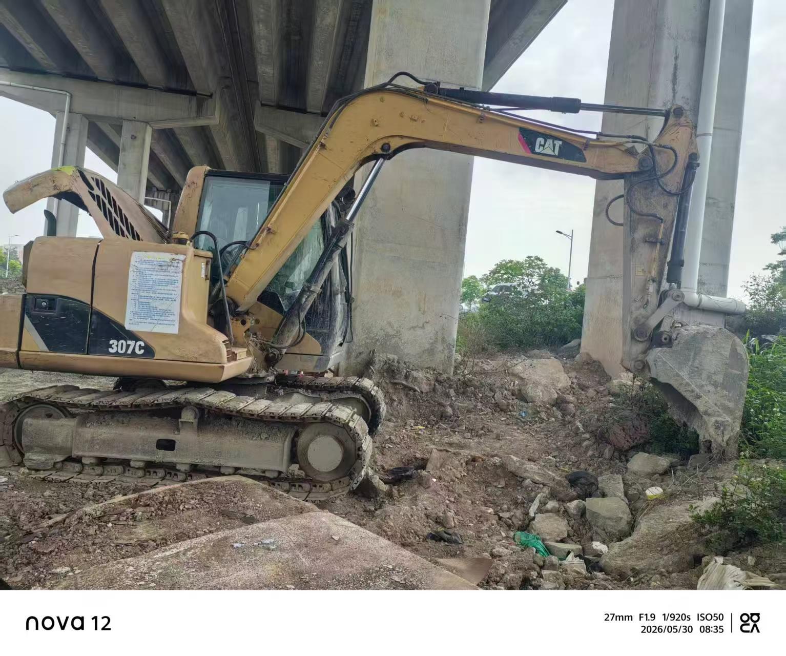 شراء حفارة Caterpillar 307C مستعملة / 7