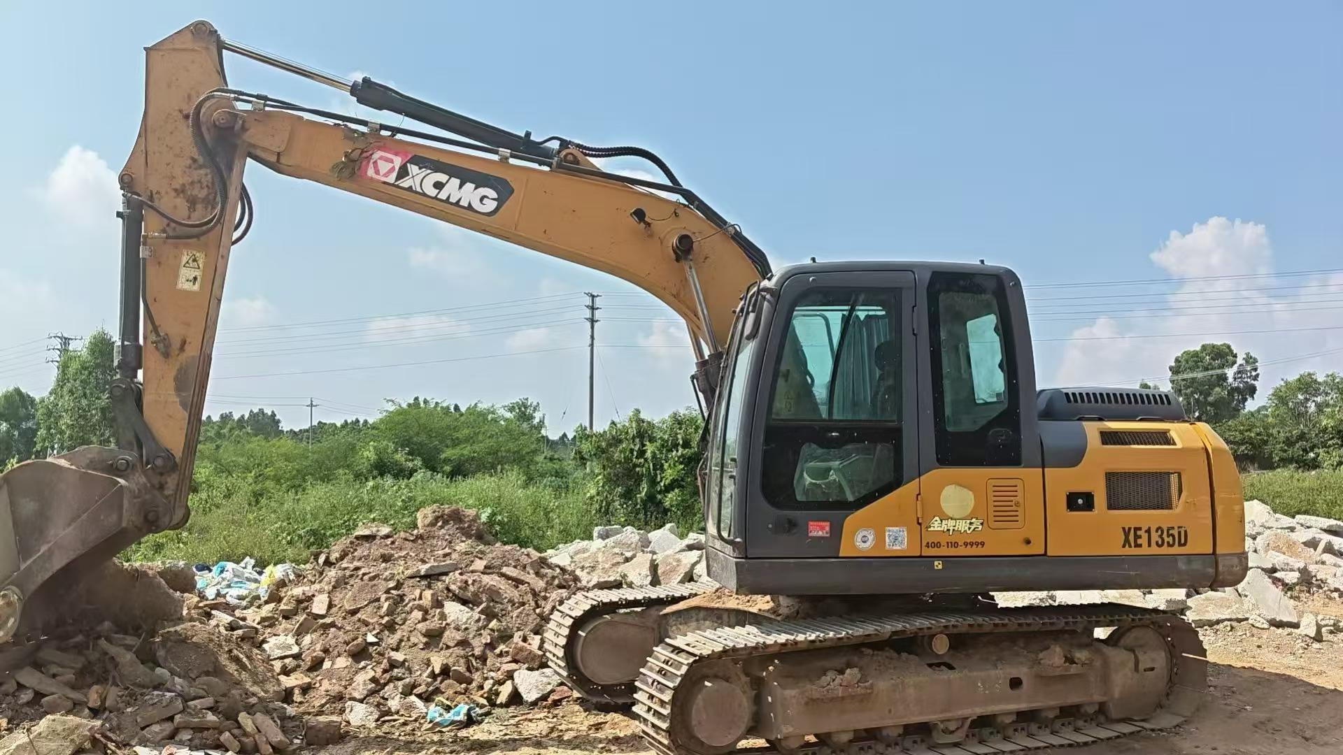 Buy XCMG XE135B Used Excavator Buy XCMG XE135B Used Excavator