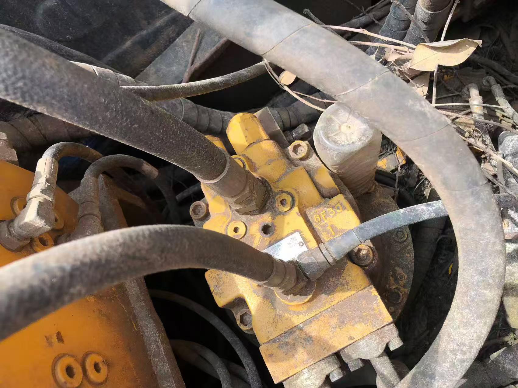 Compre Excavadora Hyundai R110-7 Usada / 9
