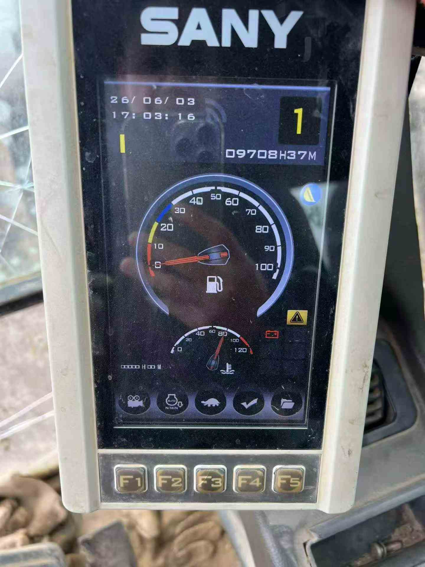 شراء حفارة Sany SY395H مستعملة / 4