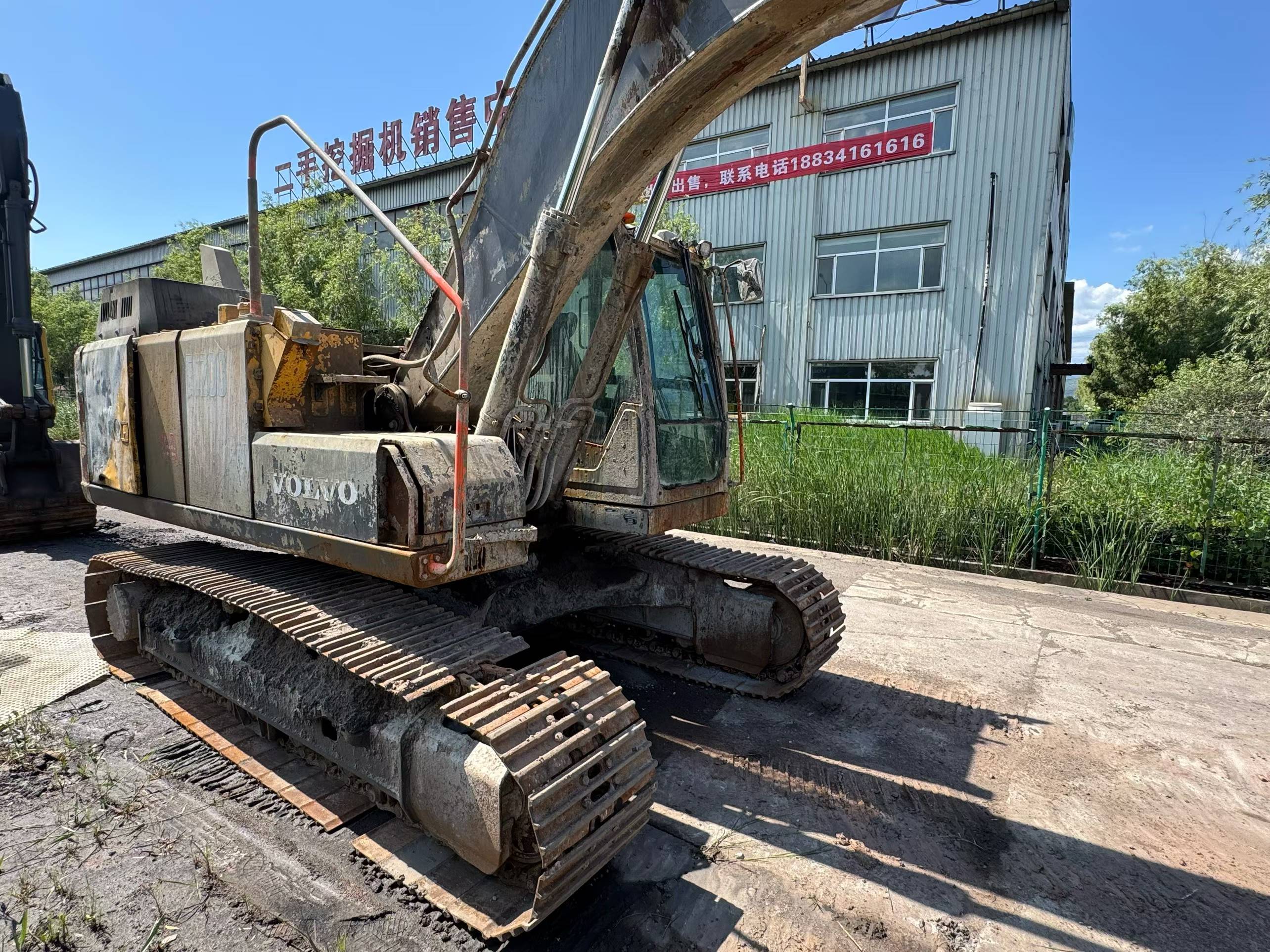 Buy Volvo EC200 Used Excavator / 8 Buy Volvo EC200 Used Excavator / 8