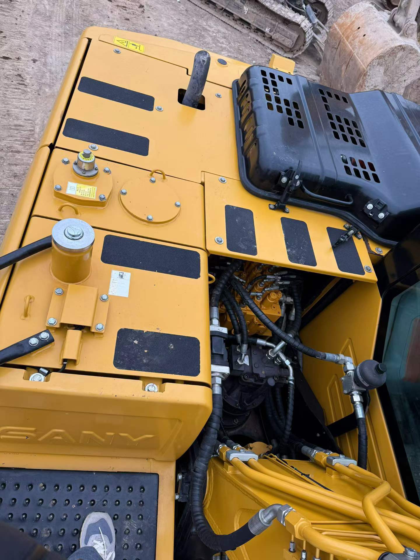 Buy Sany SY135 Used Excavator / 7 Buy Sany SY135 Used Excavator / 7