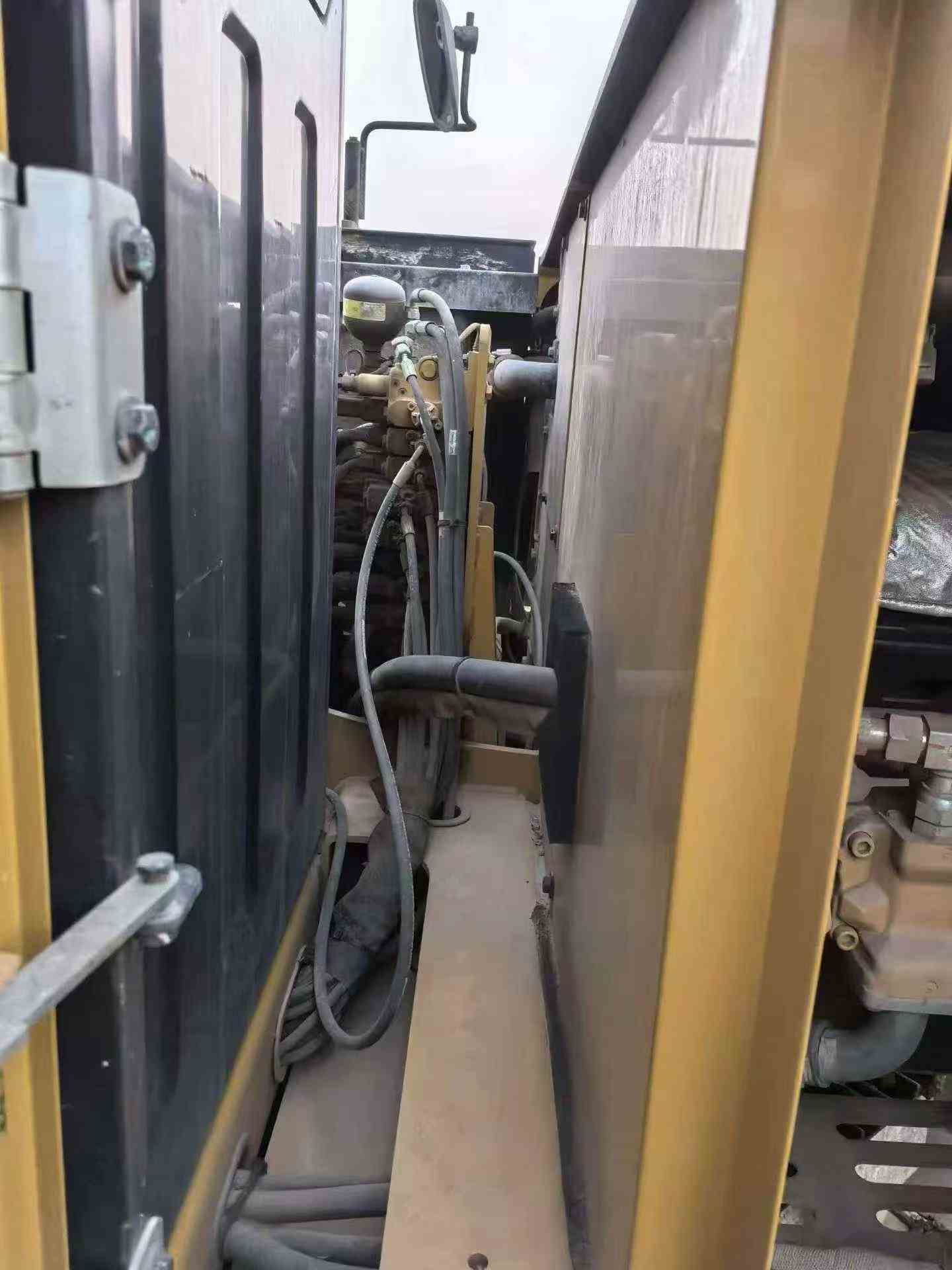 Buy Caterpillar 307B Used Excavator / 4