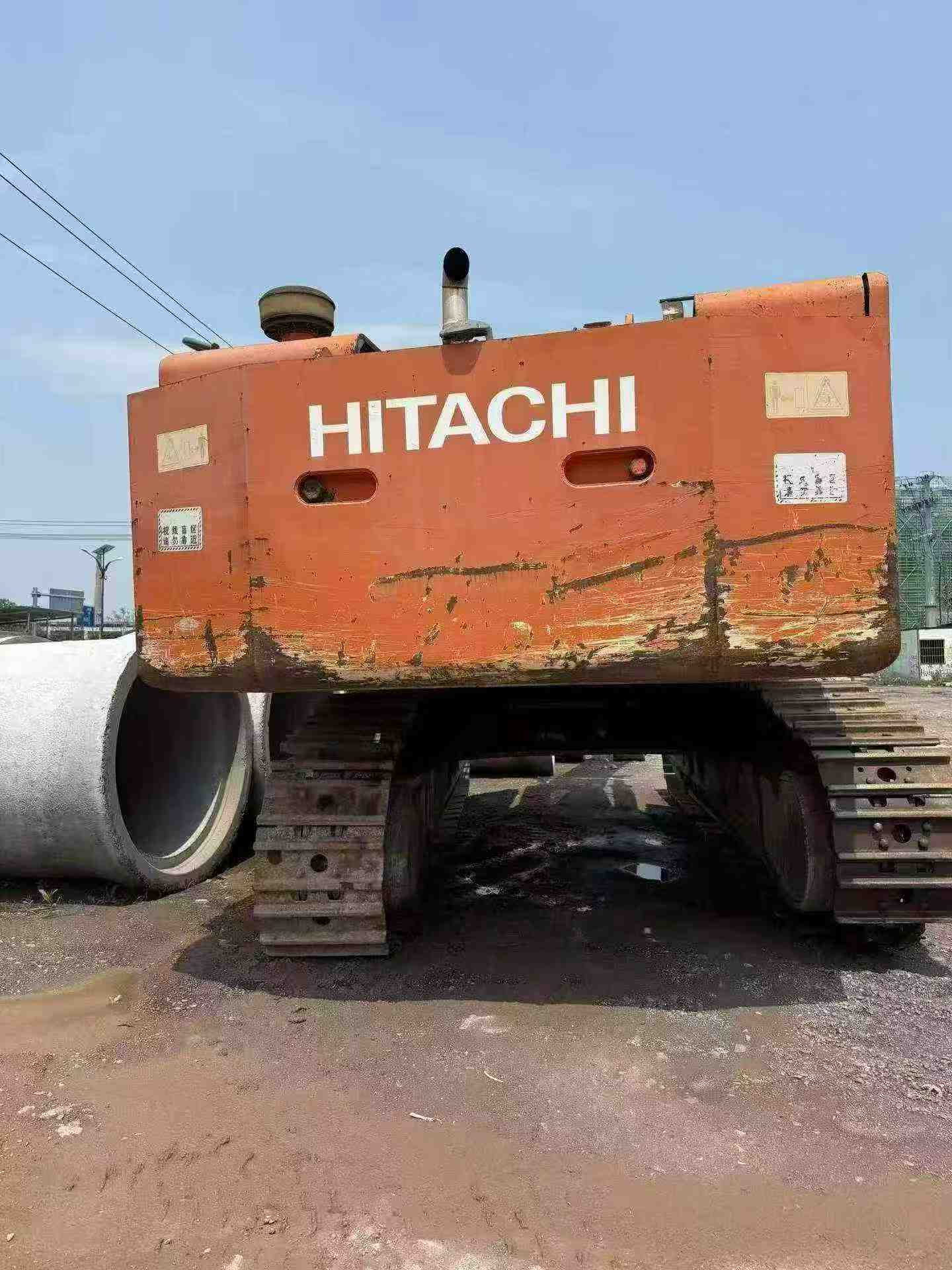 Buy Hitachi ZX670LC-5B Used Excavator / 2
