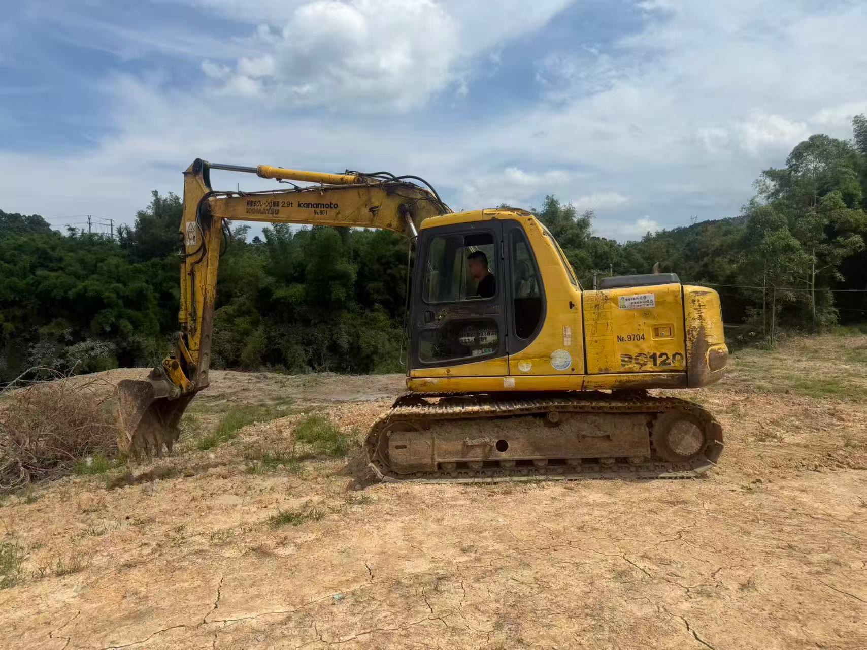 Buy Komatsu PC120-6 Used Excavator Buy Komatsu PC120-6 Used Excavator
