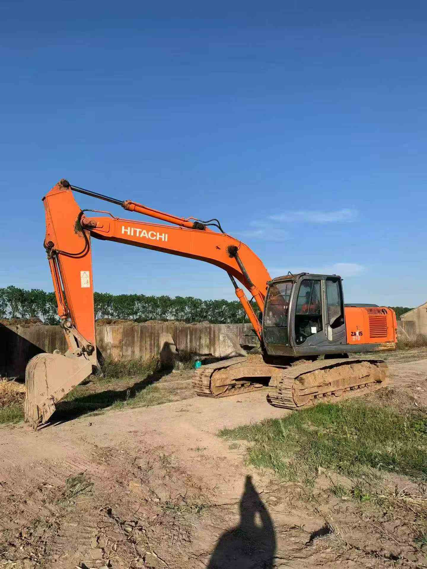 Buy Hitachi EX210 Used Excavator Buy Hitachi EX210 Used Excavator
