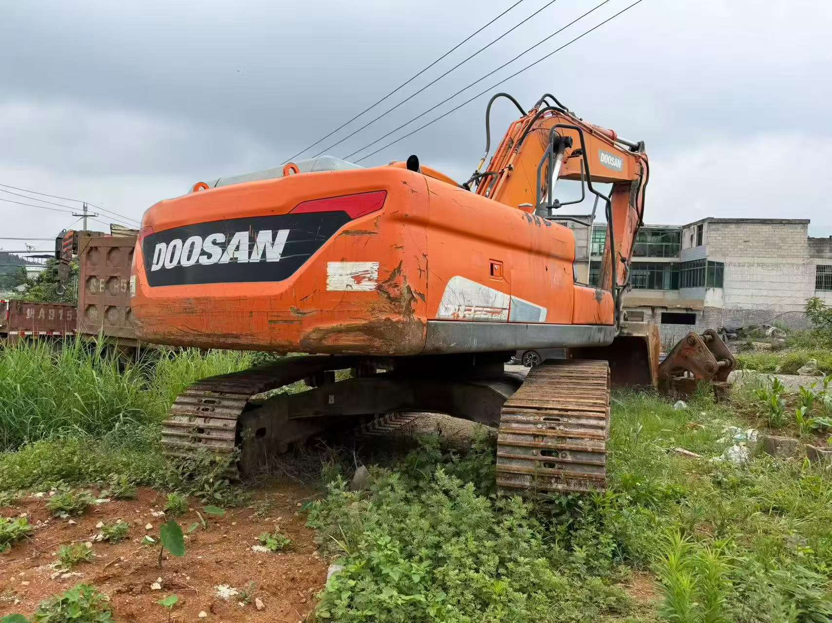 Buy Doosan S225 Used Excavator / 2 Buy Doosan S225 Used Excavator / 2