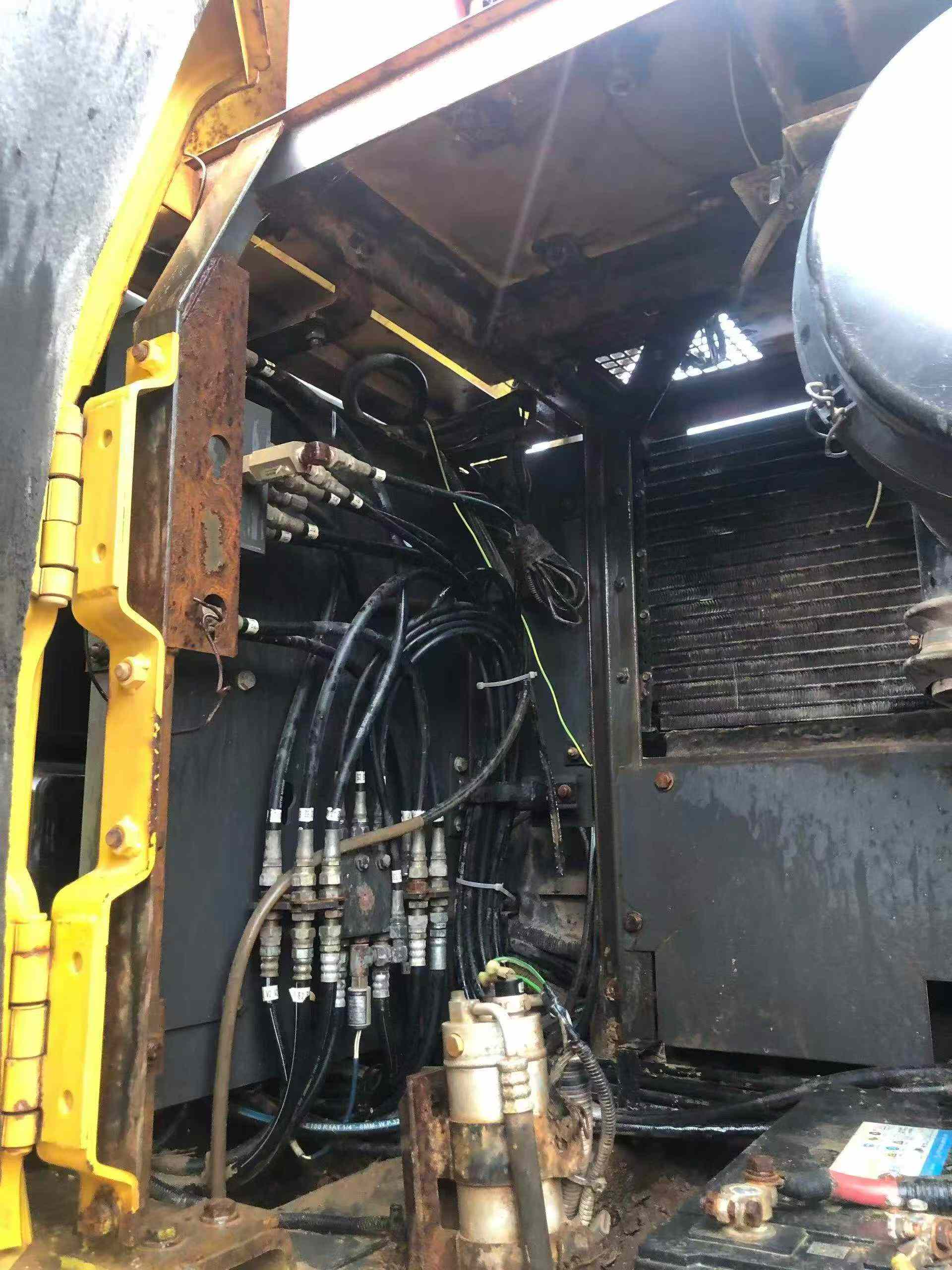شراء حفارة Sumitomo SH350-5 مستعملة / 5
