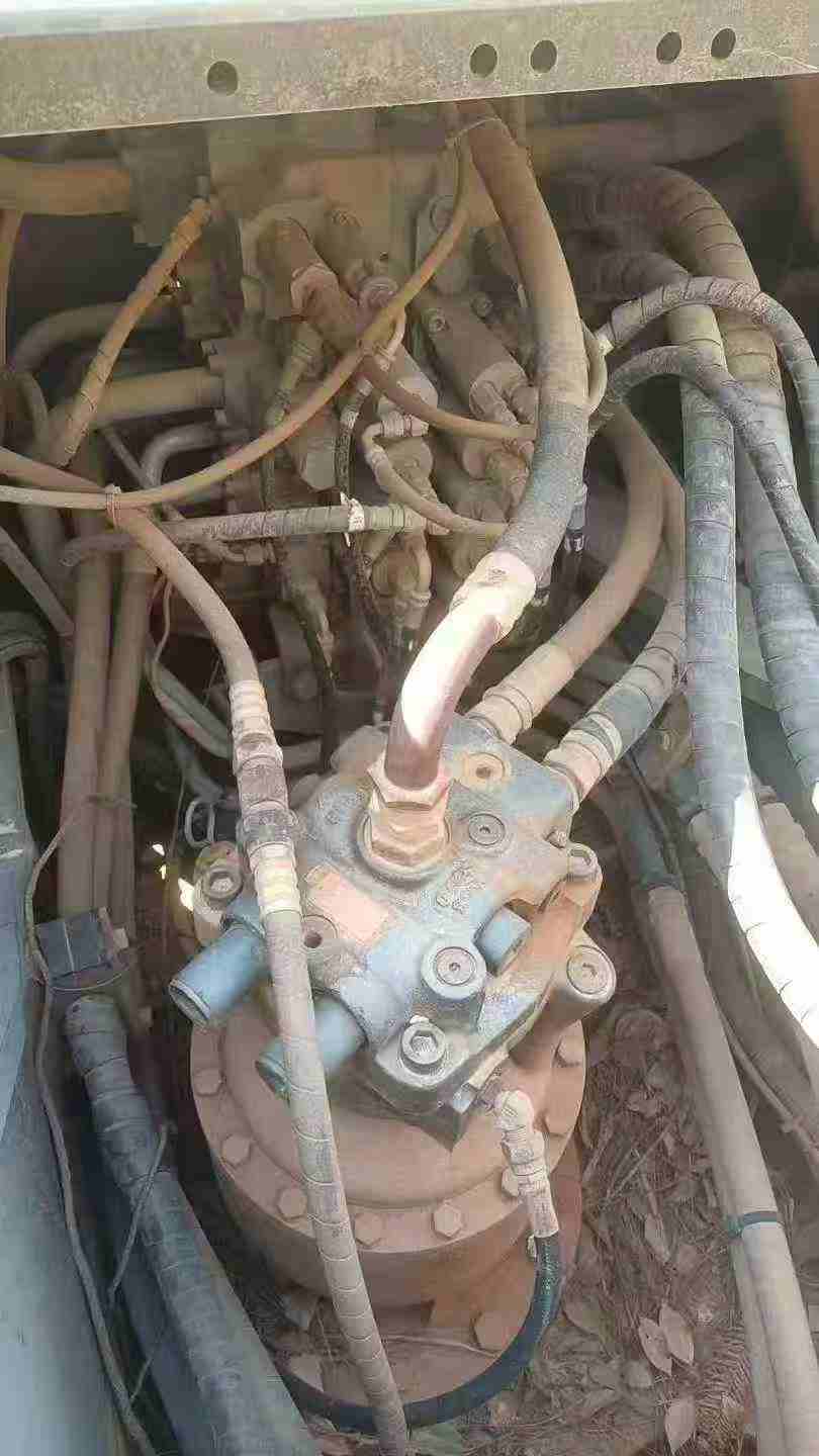 شراء حفارة Sumitomo SH200-5 مستعملة / 7
