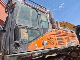Compre Excavadora Doosan DX520LC Usada / 3 Compre Excavadora Doosan DX520LC Usada / 3