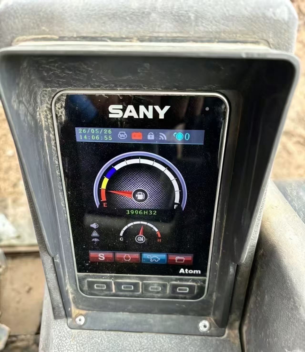 Buy Sany SY55U Used Excavator / 5