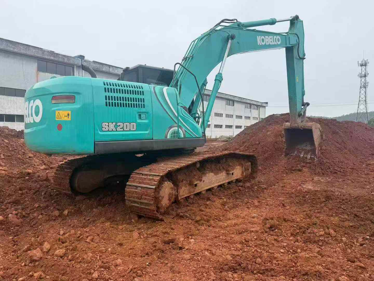 شراء حفارة Kobelco SK200-10 مستعملة / 3