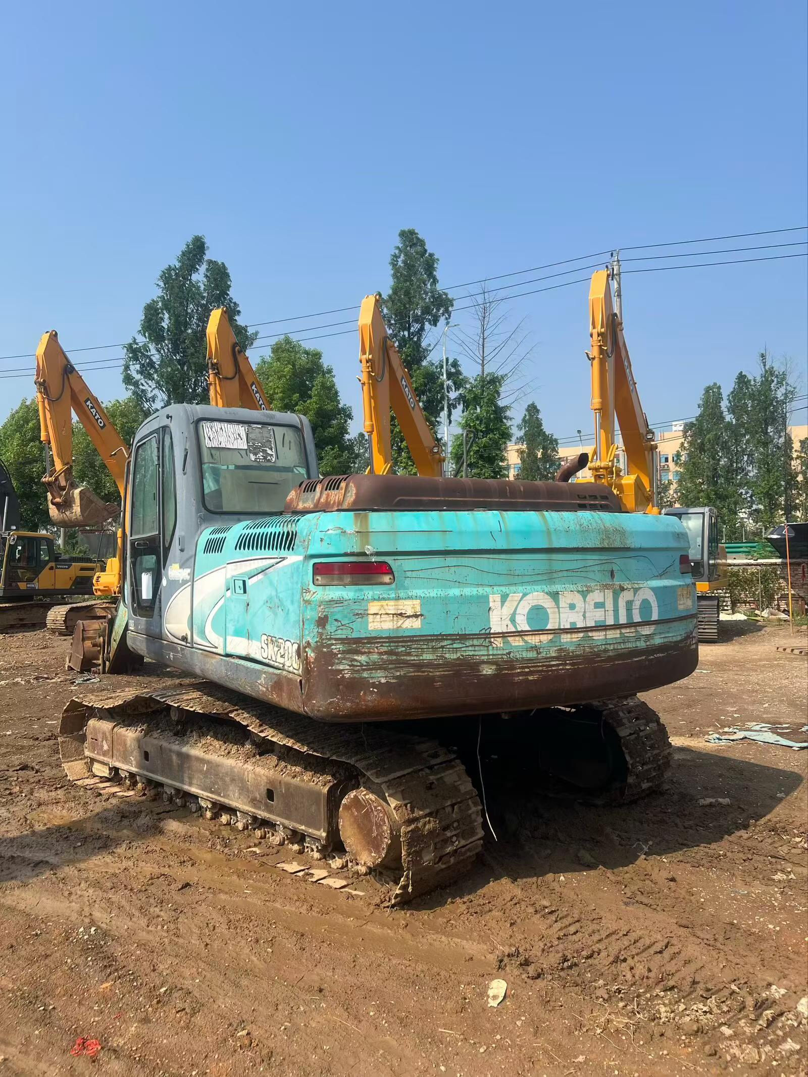 Buy Kobelco SK200-8 Used Excavator / 2 Buy Kobelco SK200-8 Used Excavator / 2
