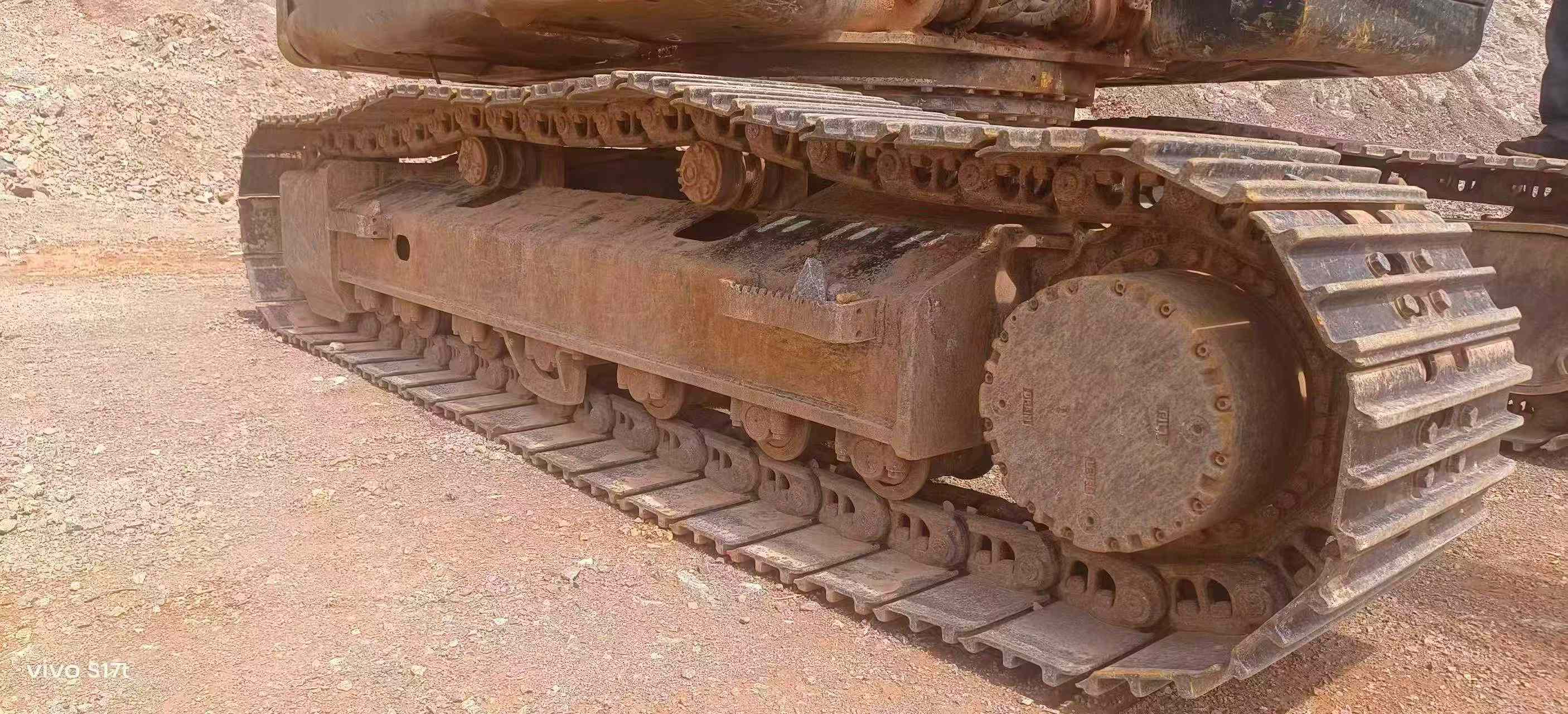 Compre Excavadora Hyundai R205VS Usada / 6