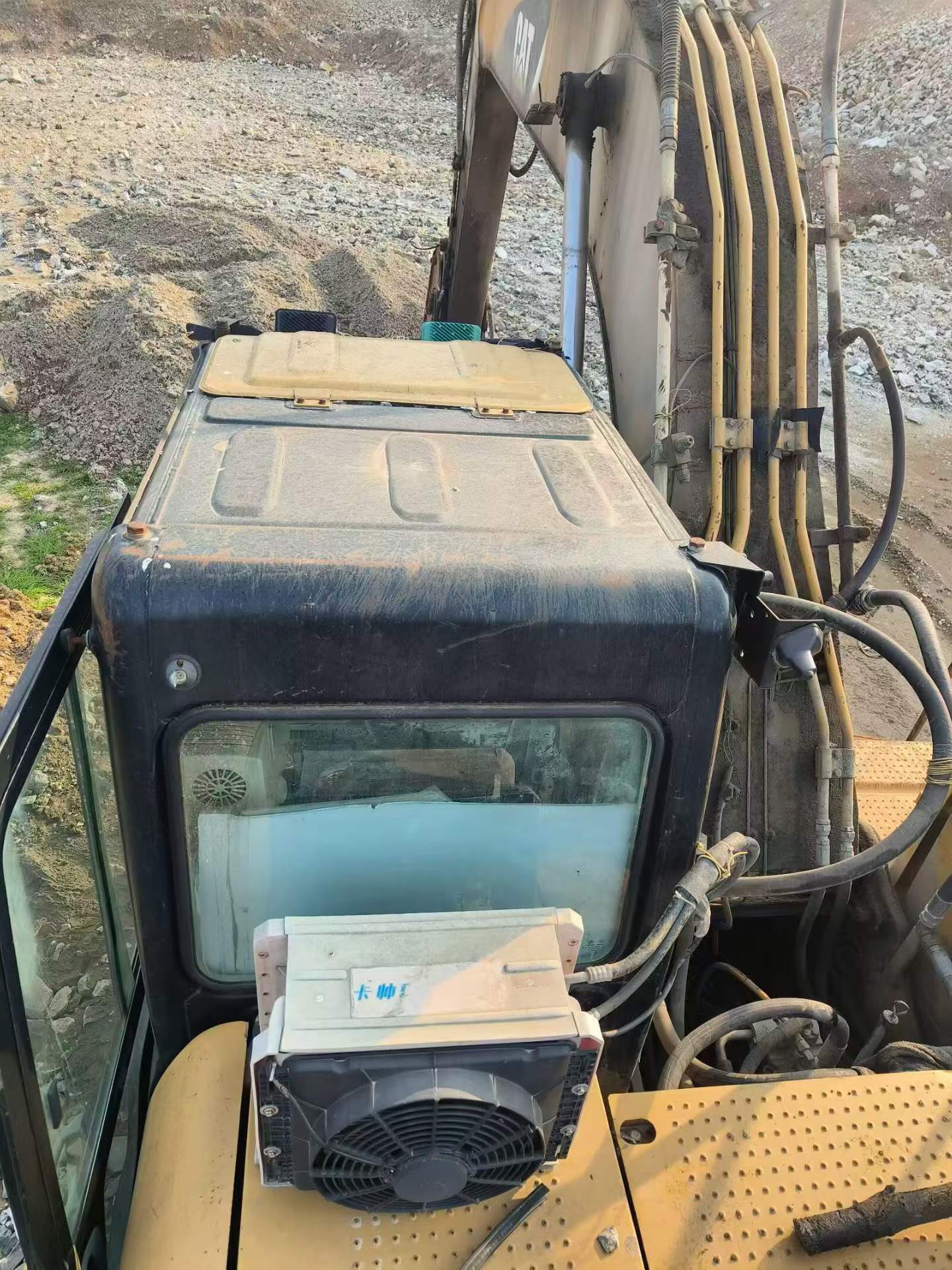 Buy Caterpillar 323 Used Excavator / 7