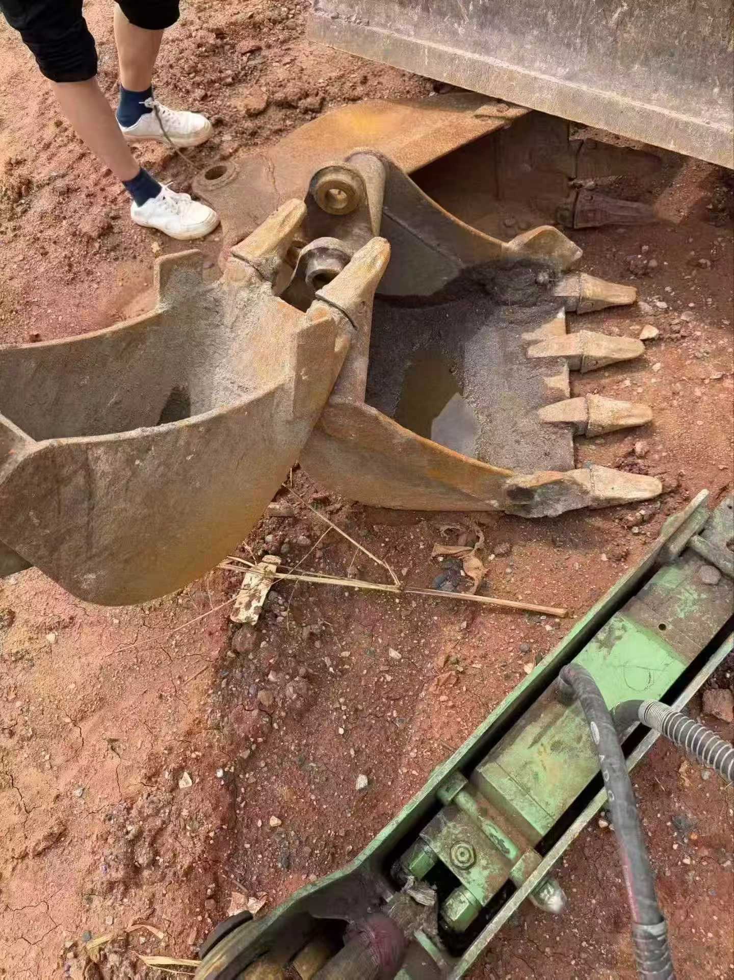 Buy XCMG XE26U Used Excavator / 8 Buy XCMG XE26U Used Excavator / 8