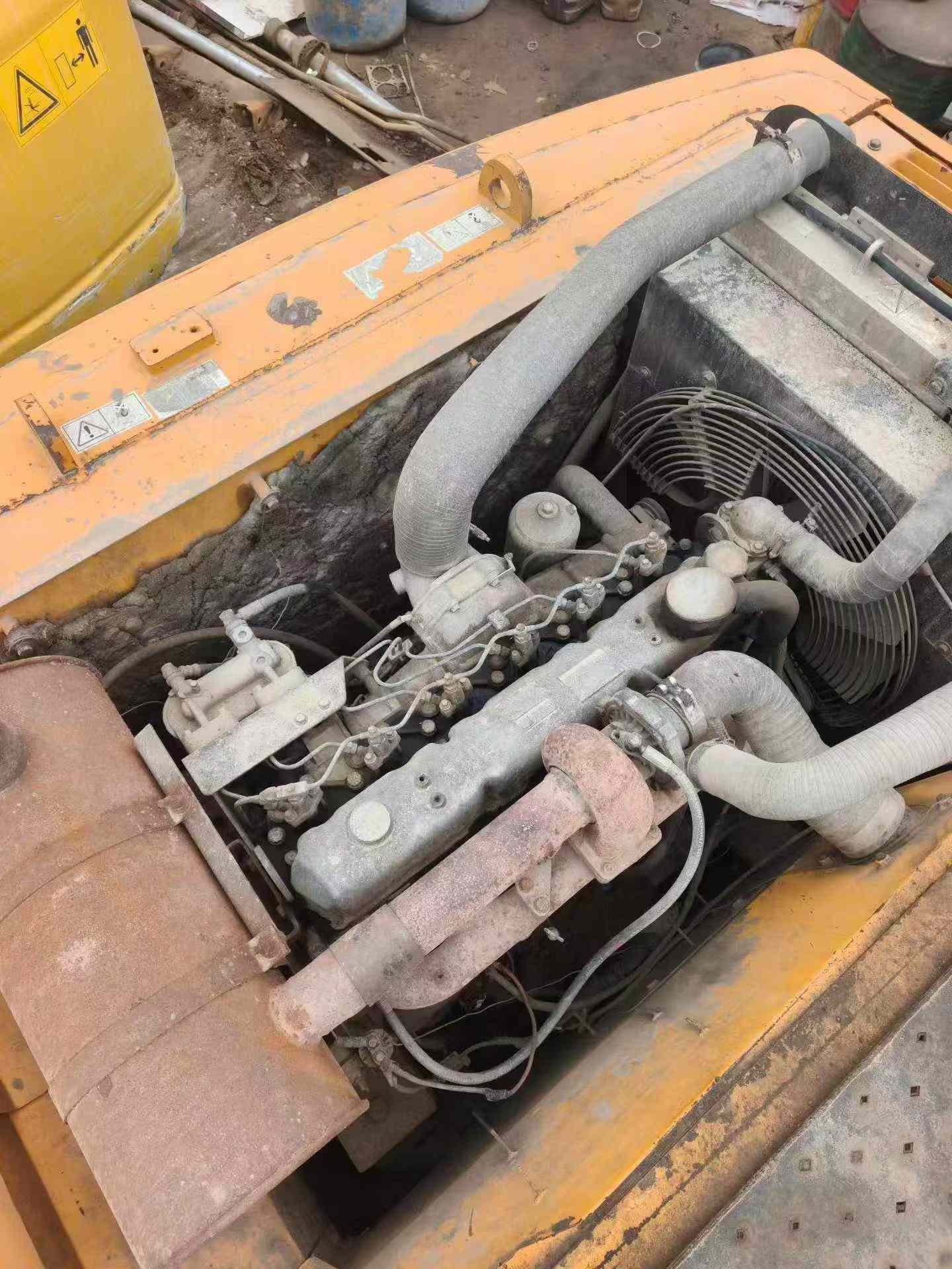 Compre Excavadora Hyundai R215-9 Usada / 4