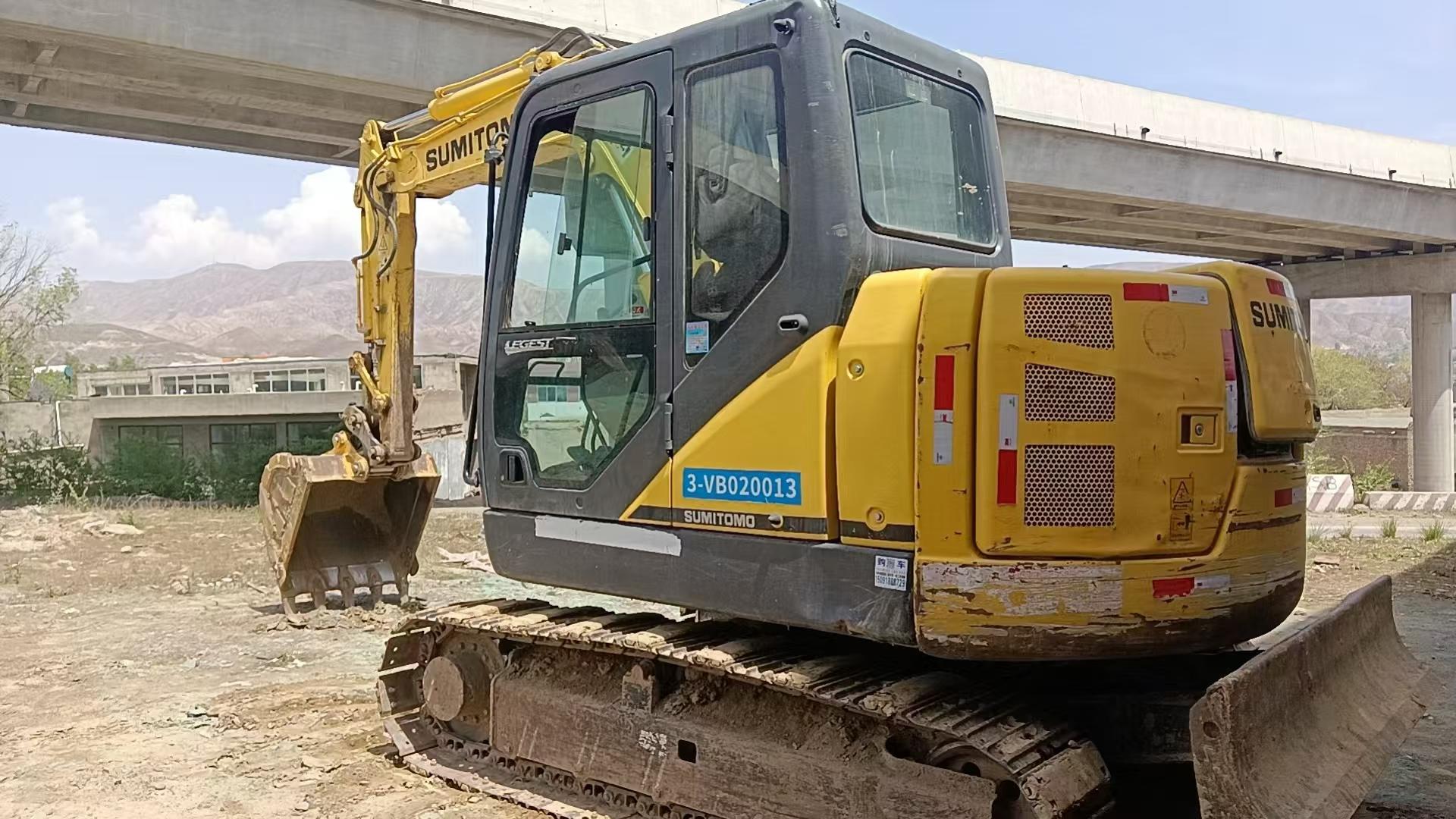 شراء حفارة Sumitomo SH80-6 مستعملة / 9