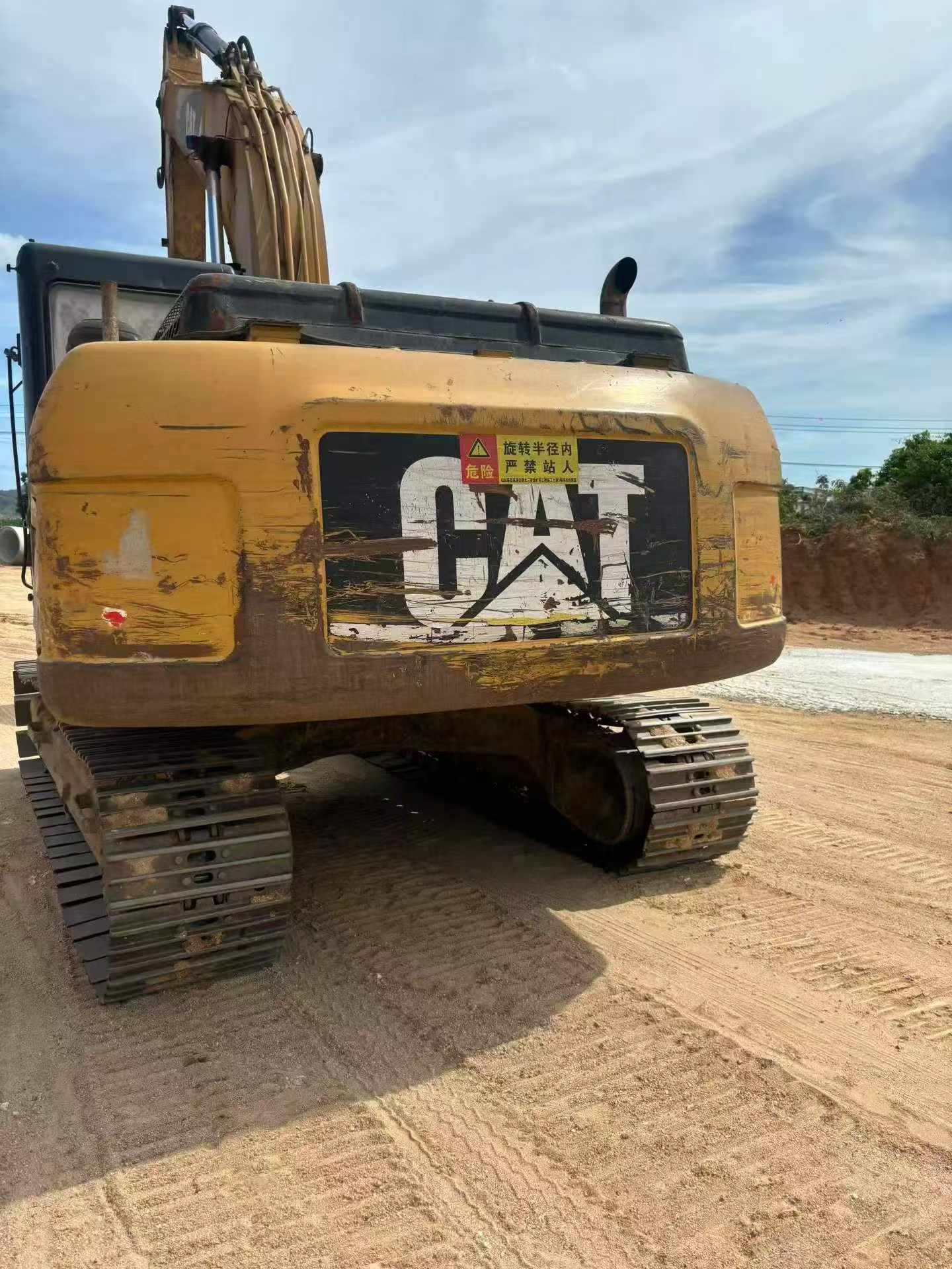 Compre Excavadora Caterpillar 320A Usada / 5