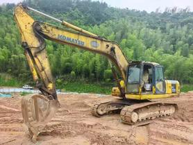Buy Komatsu PC220-7 Used Excavator / 5 Buy Komatsu PC220-7 Used Excavator / 5