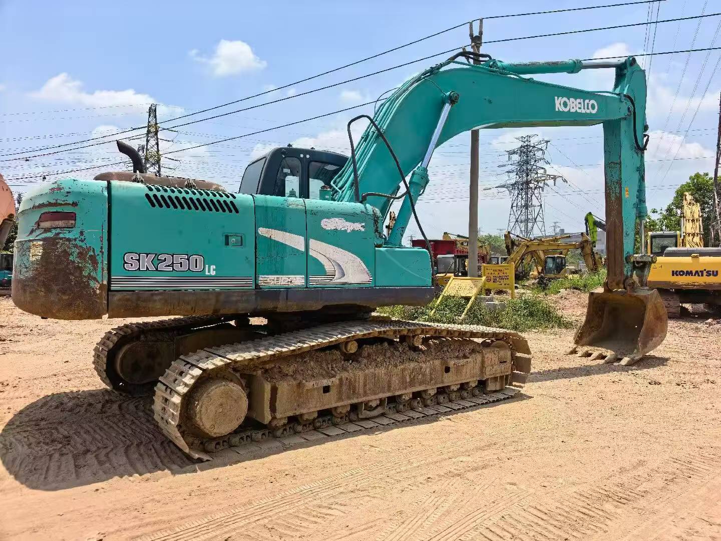 Buy Kobelco SK250 Used Excavator / 2 Buy Kobelco SK250 Used Excavator / 2