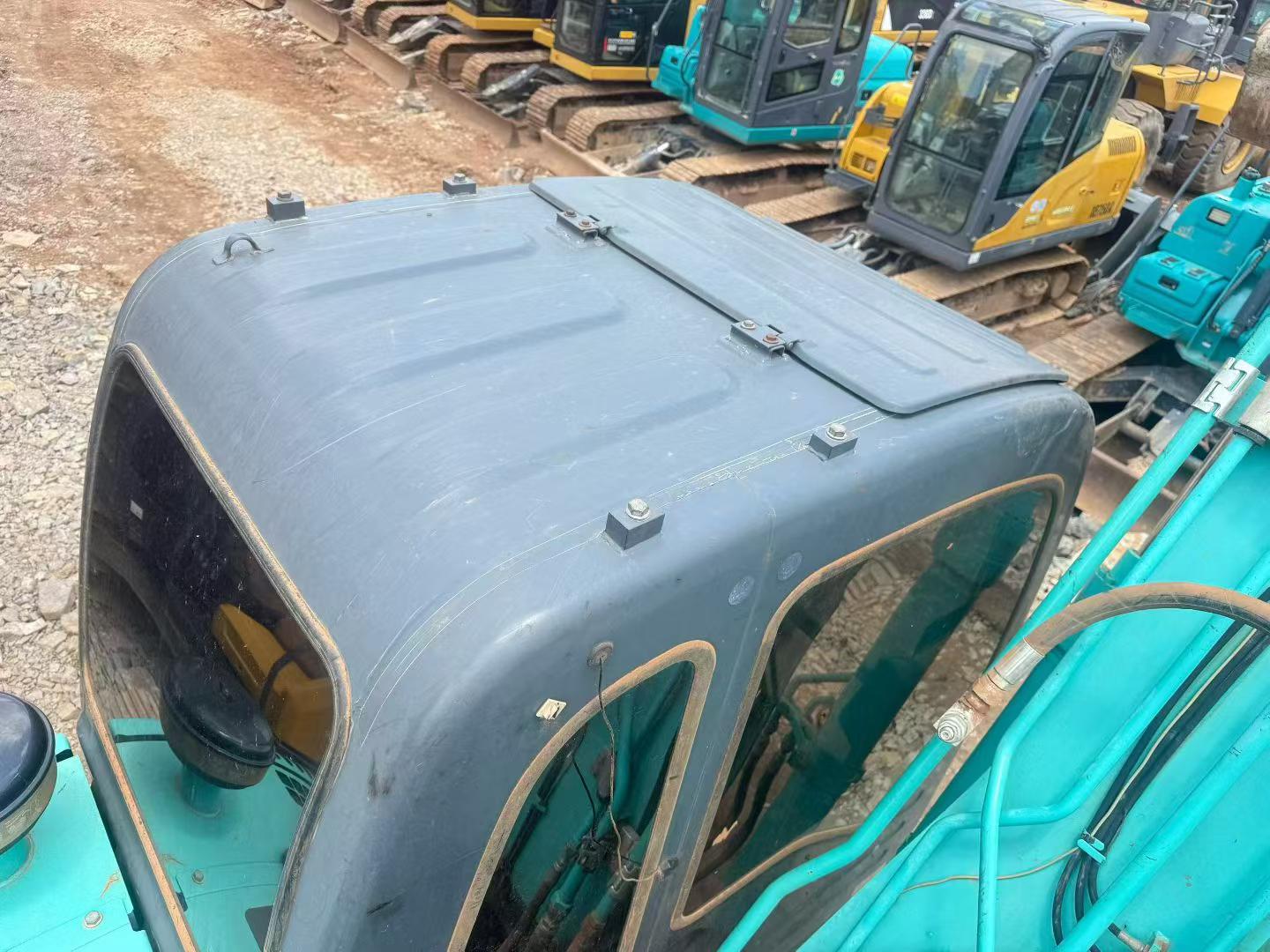 Acheter Pelle Kobelco SK130 d'occasion / 4 Acheter Pelle Kobelco SK130 d'occasion / 4