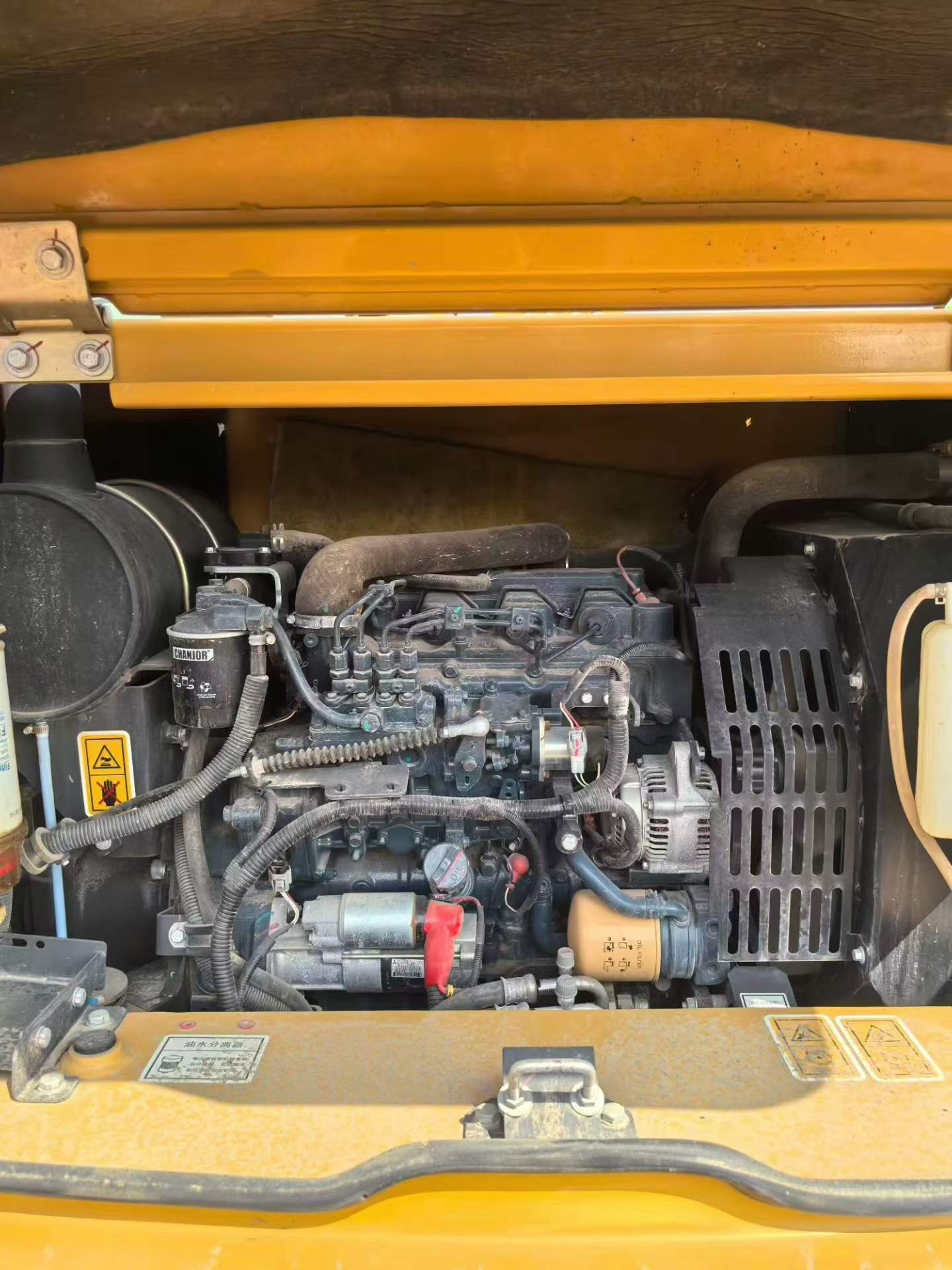 شراء حفارة XCMG XE75C مستعملة / 7