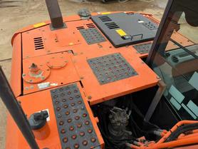 شراء حفارة Hitachi EX120-5 مستعملة / 9 شراء حفارة Hitachi EX120-5 مستعملة / 9