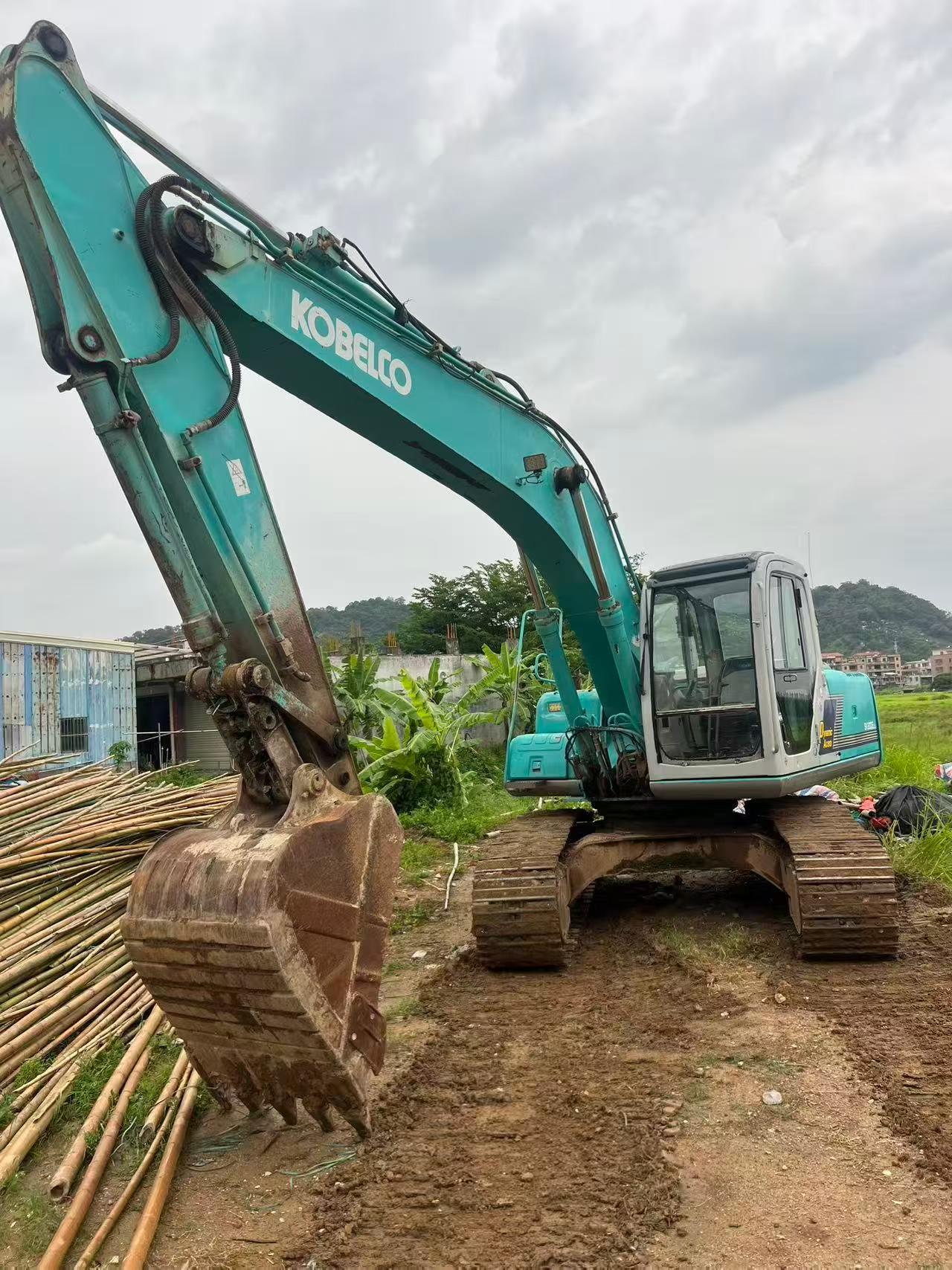Acheter Kobelco SK200 D'occasion Pelle Acheter Kobelco SK200 D'occasion Pelle