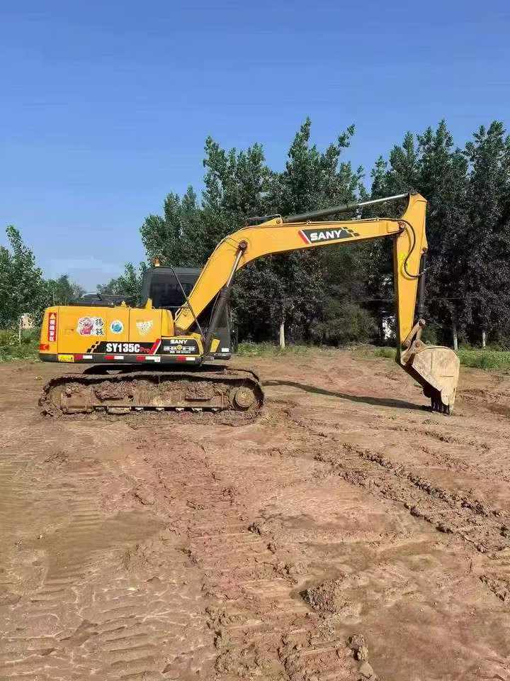 Buy Sany SY135 Used Excavator / 4 Buy Sany SY135 Used Excavator / 4