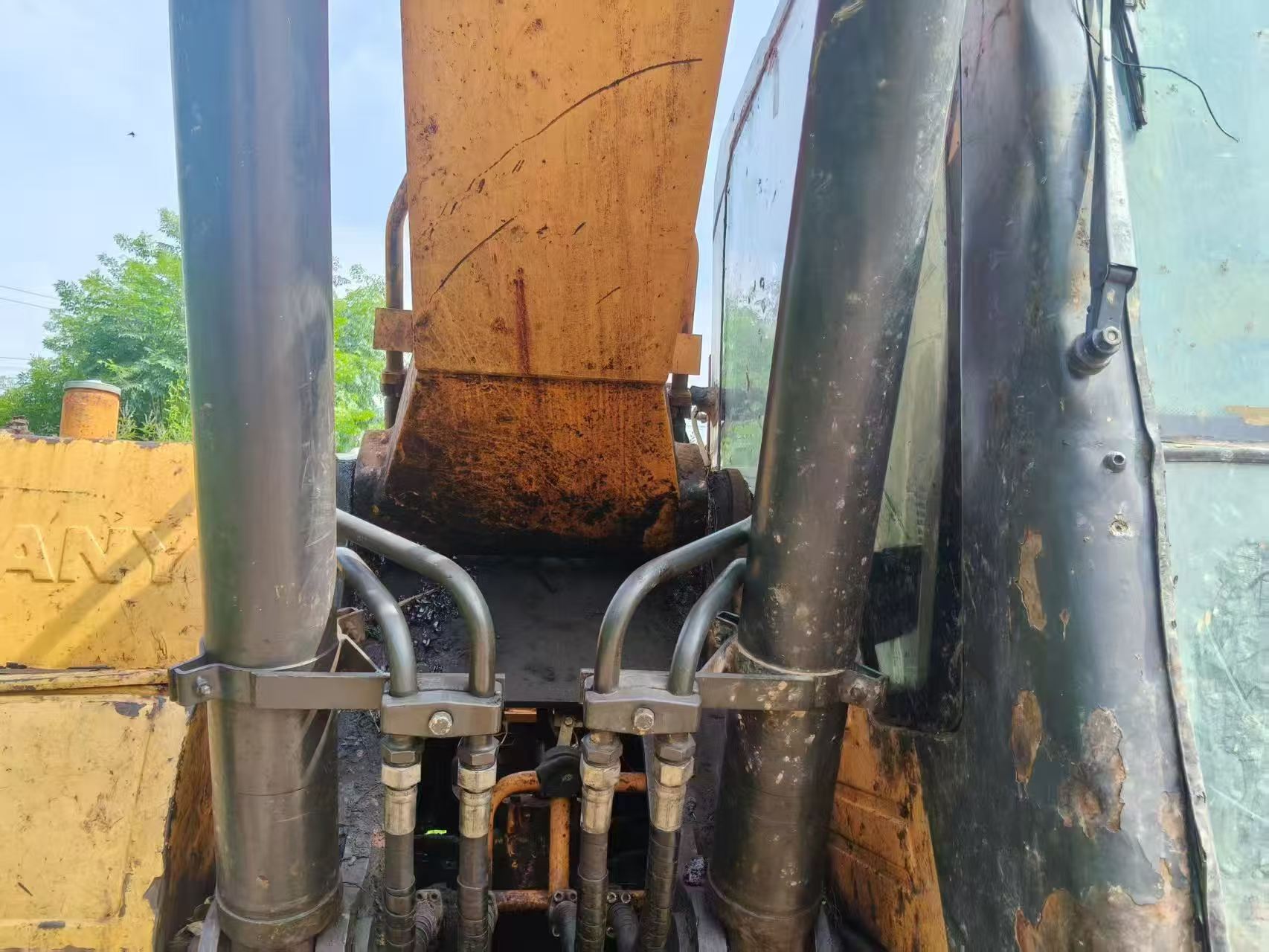 Buy Sany SY215C Used Excavator / 7 Buy Sany SY215C Used Excavator / 7