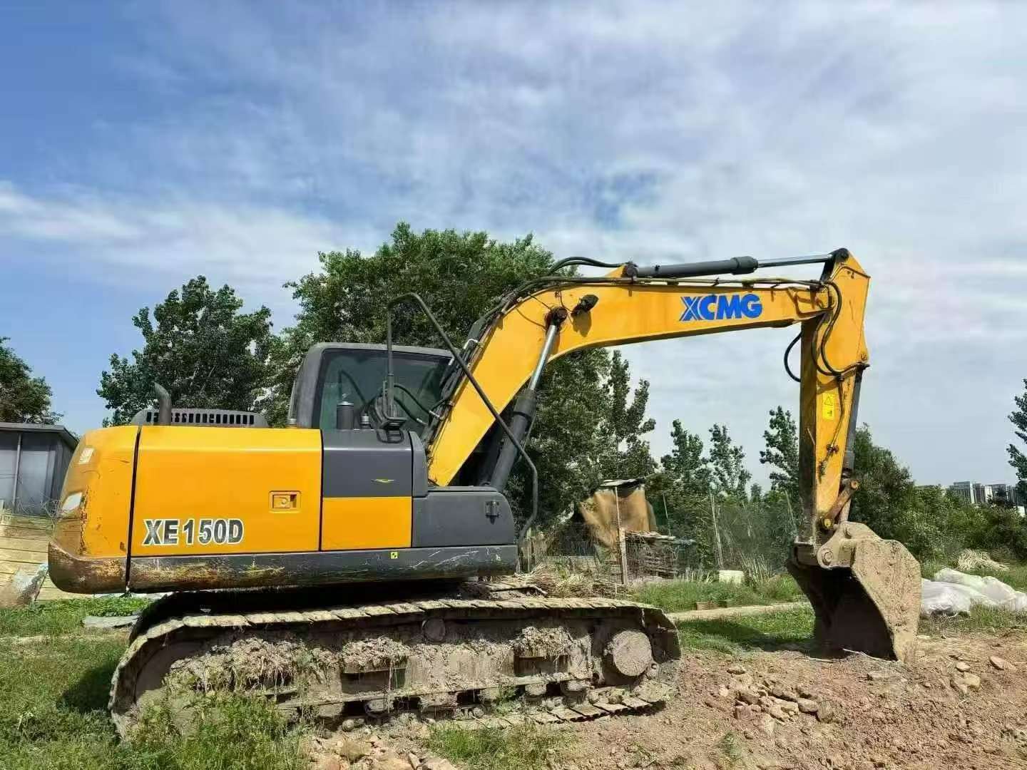 Купить Подержанный Экскаватор XCMG XE150 / 2
