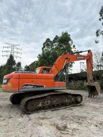 Buy Doosan DX260LC-9C Used Excavator / 2 Buy Doosan DX260LC-9C Used Excavator / 2