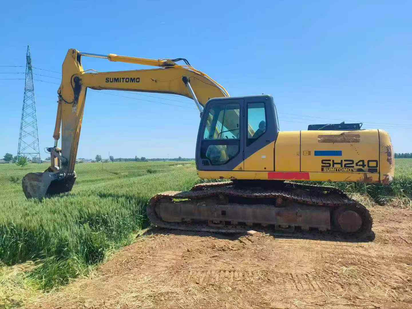 شراء حفارة Sumitomo SH240-3 مستعملة / 7