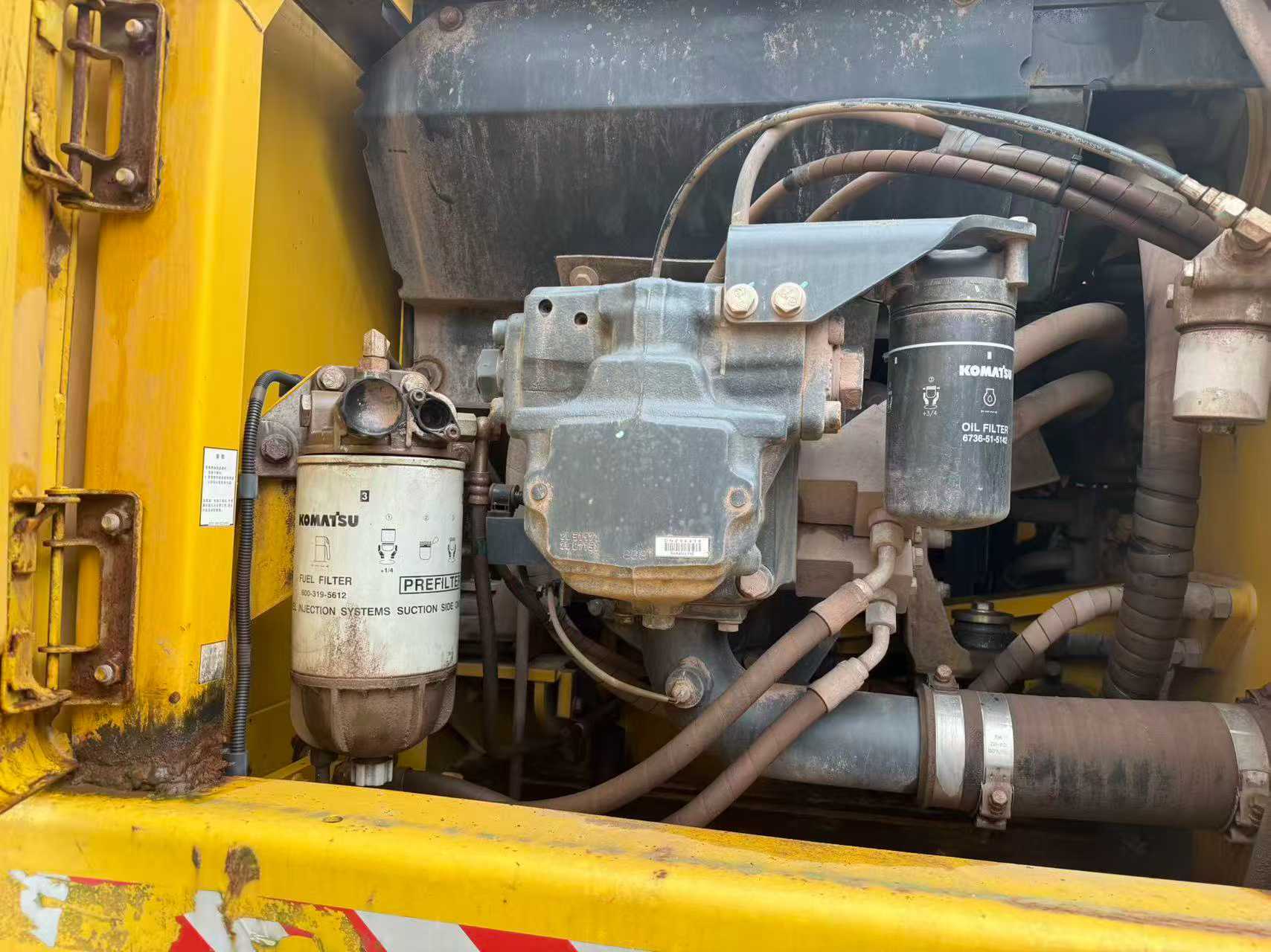 Buy Komatsu PC200 Used Excavator / 3