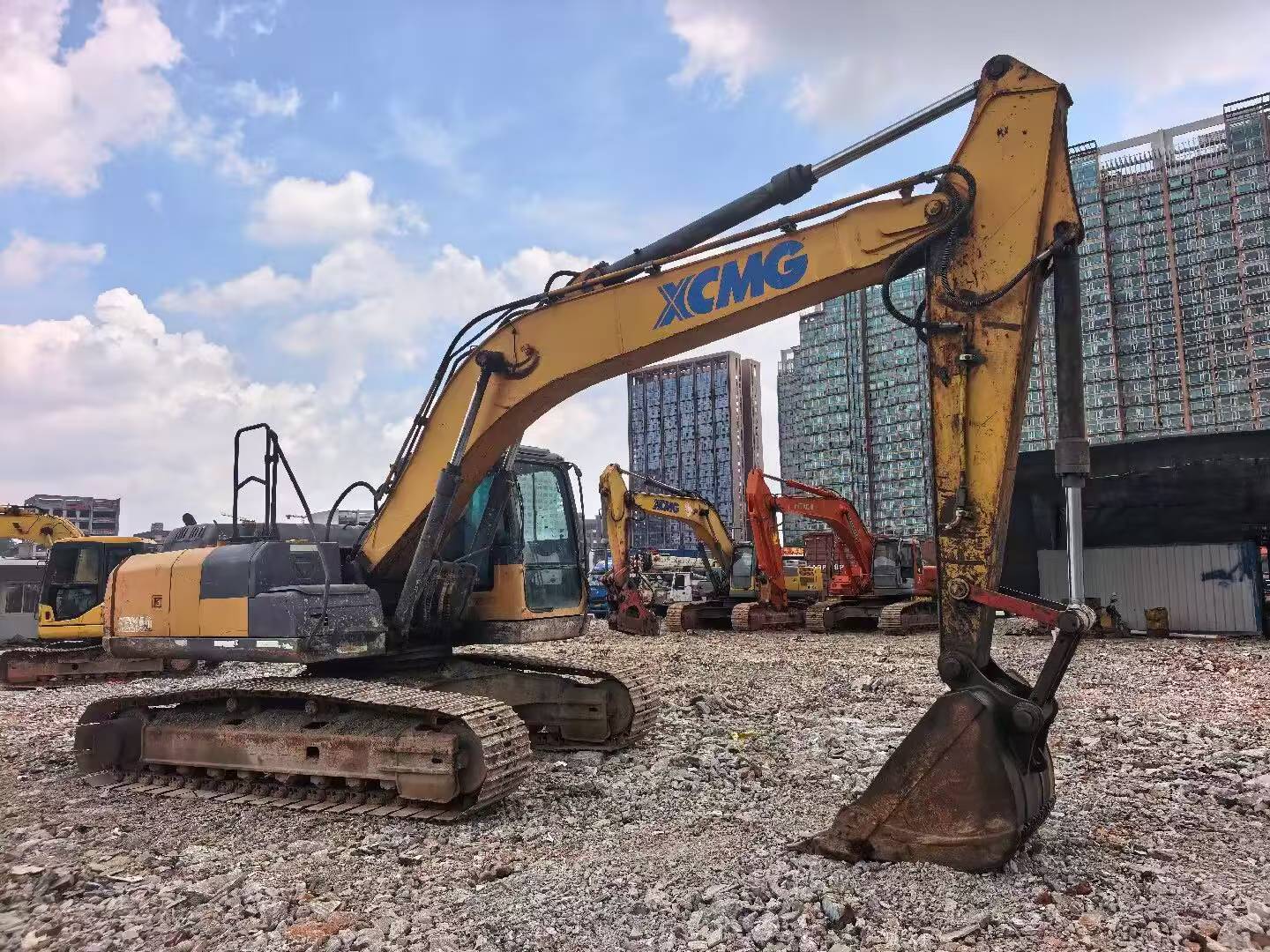 Buy XCMG XE200 Used Excavator / 4 Buy XCMG XE200 Used Excavator / 4