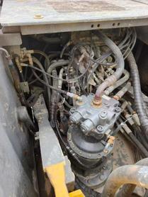 Buy Sumitomo SH220 Used Excavator / 5 Buy Sumitomo SH220 Used Excavator / 5