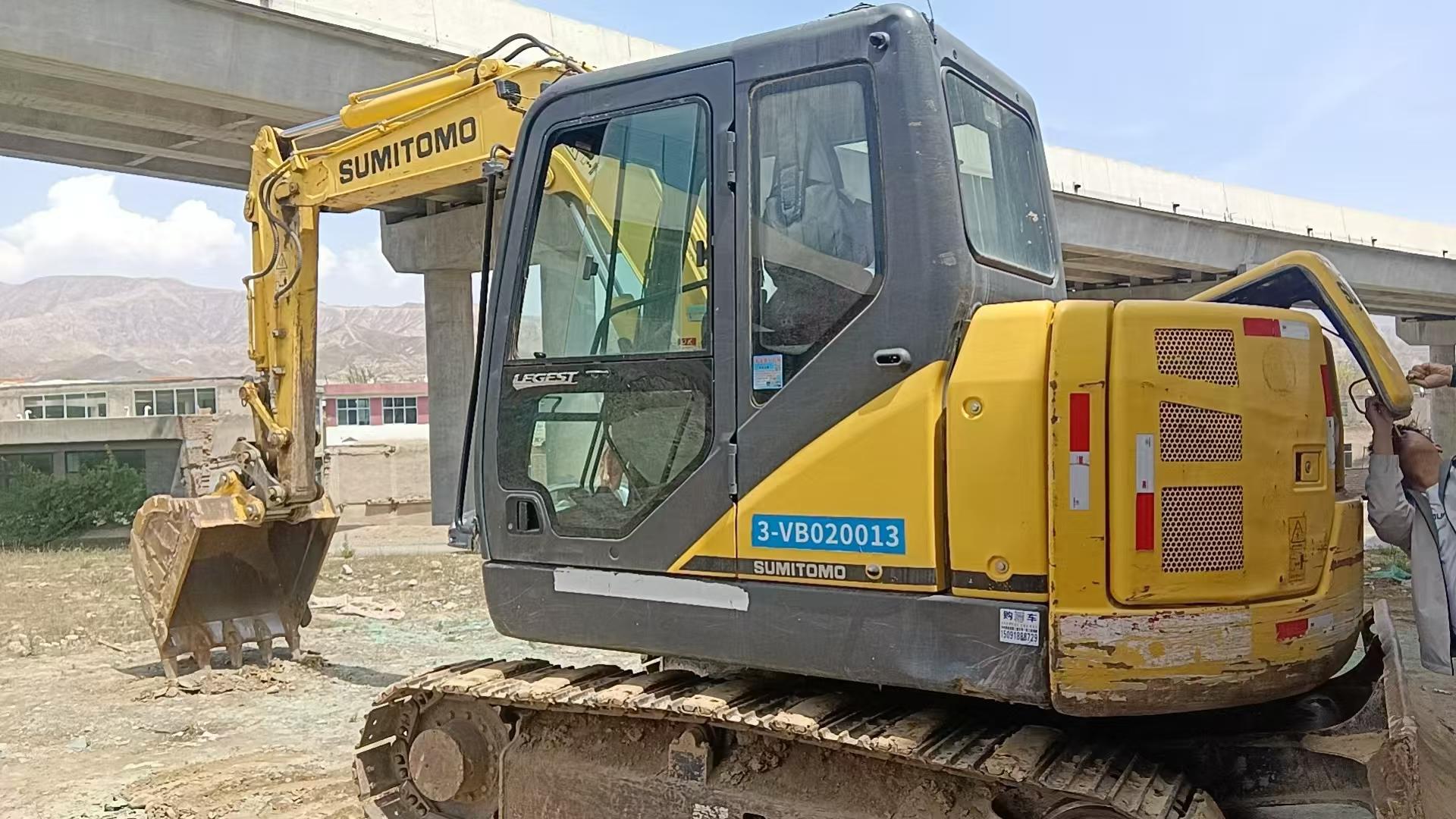 شراء حفارة Sumitomo SH80-6 مستعملة / 3