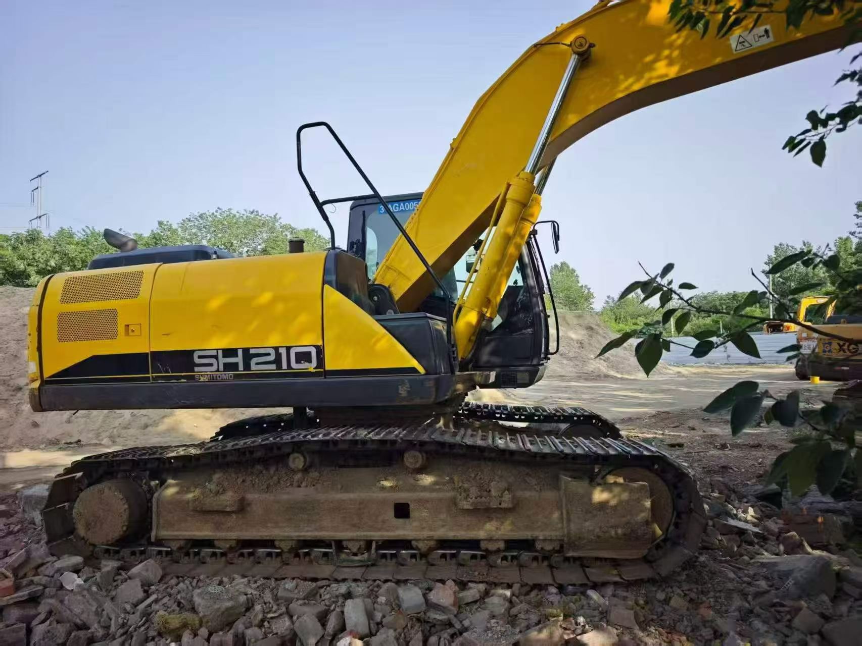 Buy Sumitomo SH210-6 Used Excavator / 2