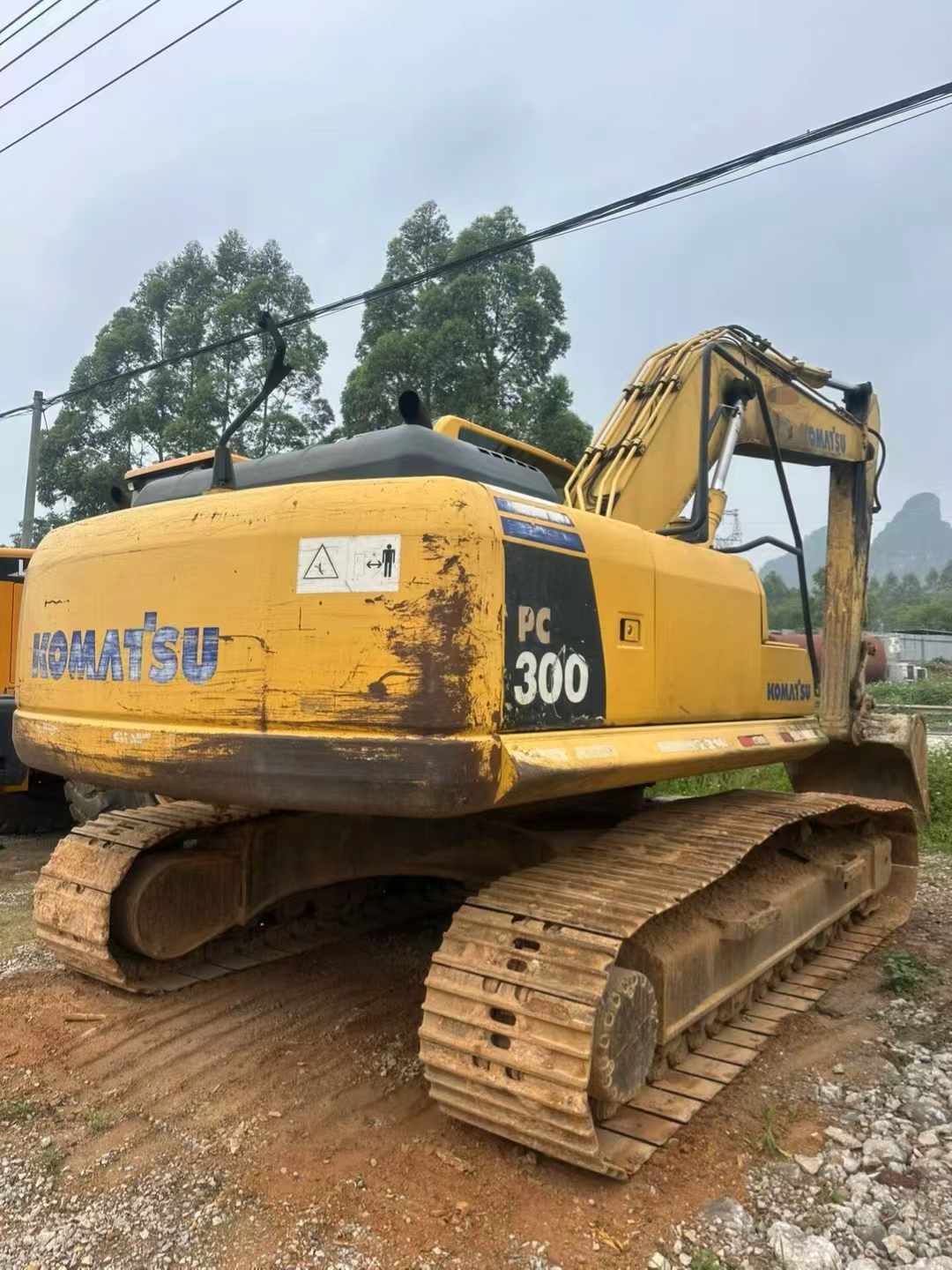Buy Komatsu PC210-8 Used Excavator / 2