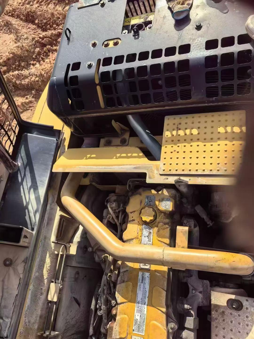 شراء حفارة Caterpillar 336E مستعملة / 4