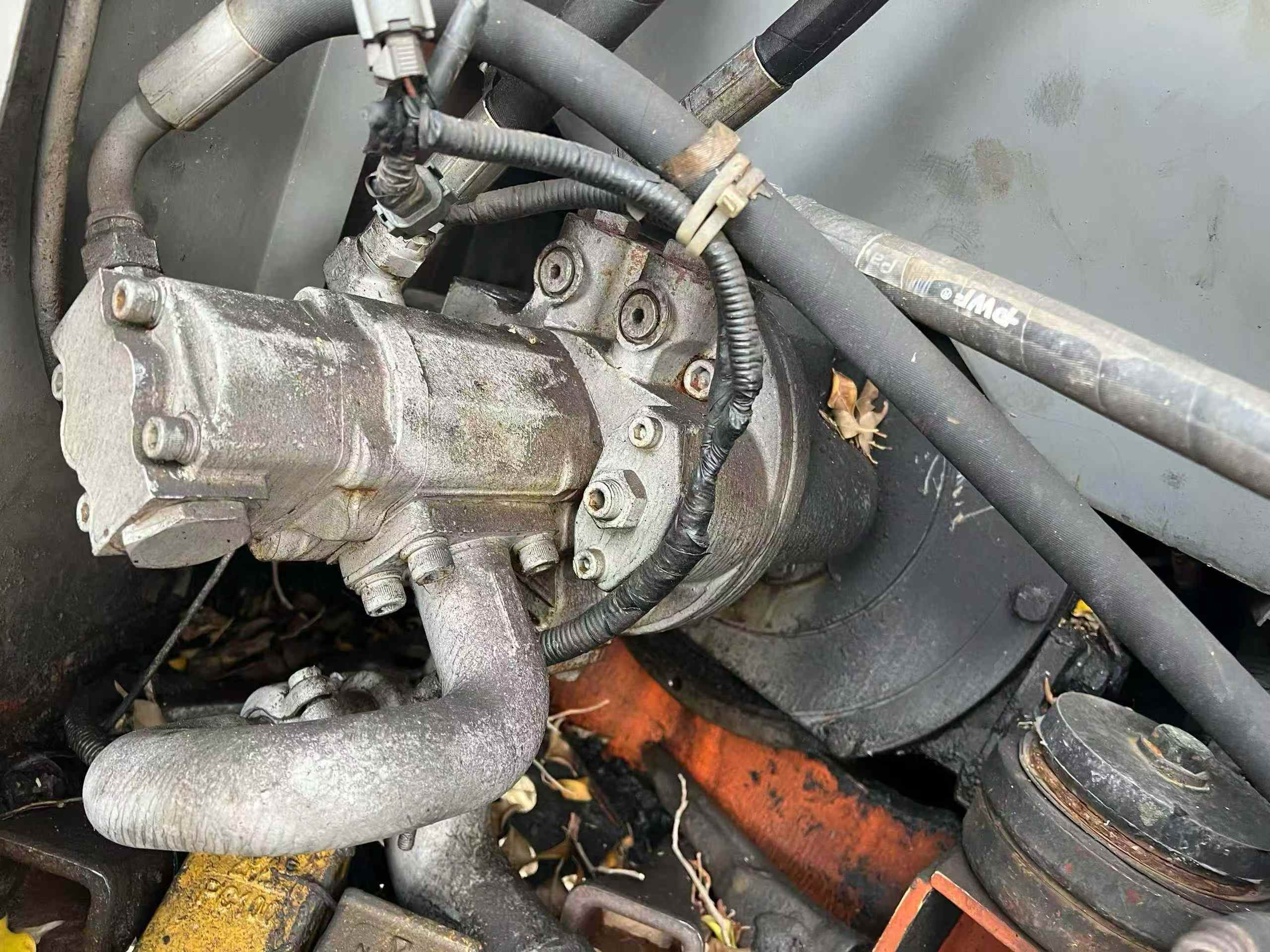 Купить Подержанный Экскаватор Hitachi EX60-6 / 5 Купить Подержанный Экскаватор Hitachi EX60-6 / 5