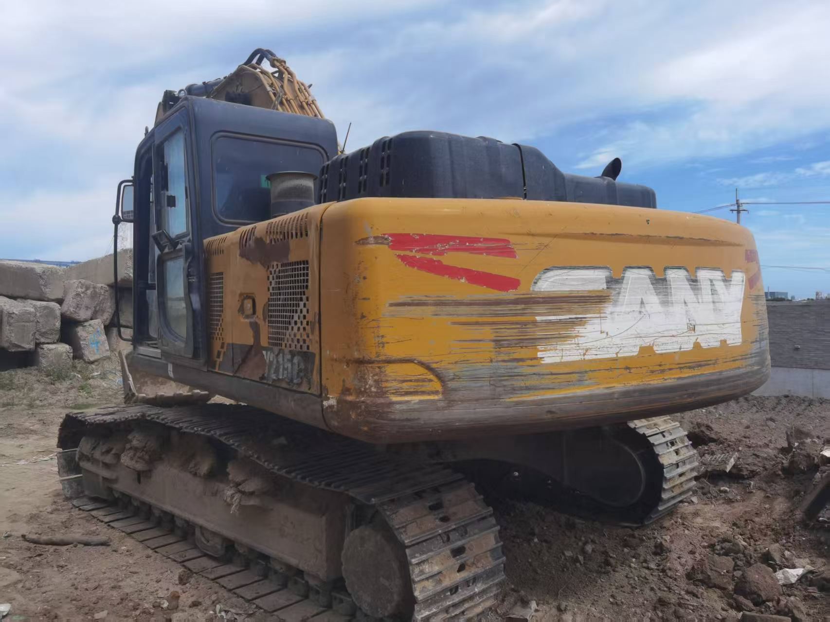 Buy Sany SY215C Used Excavator