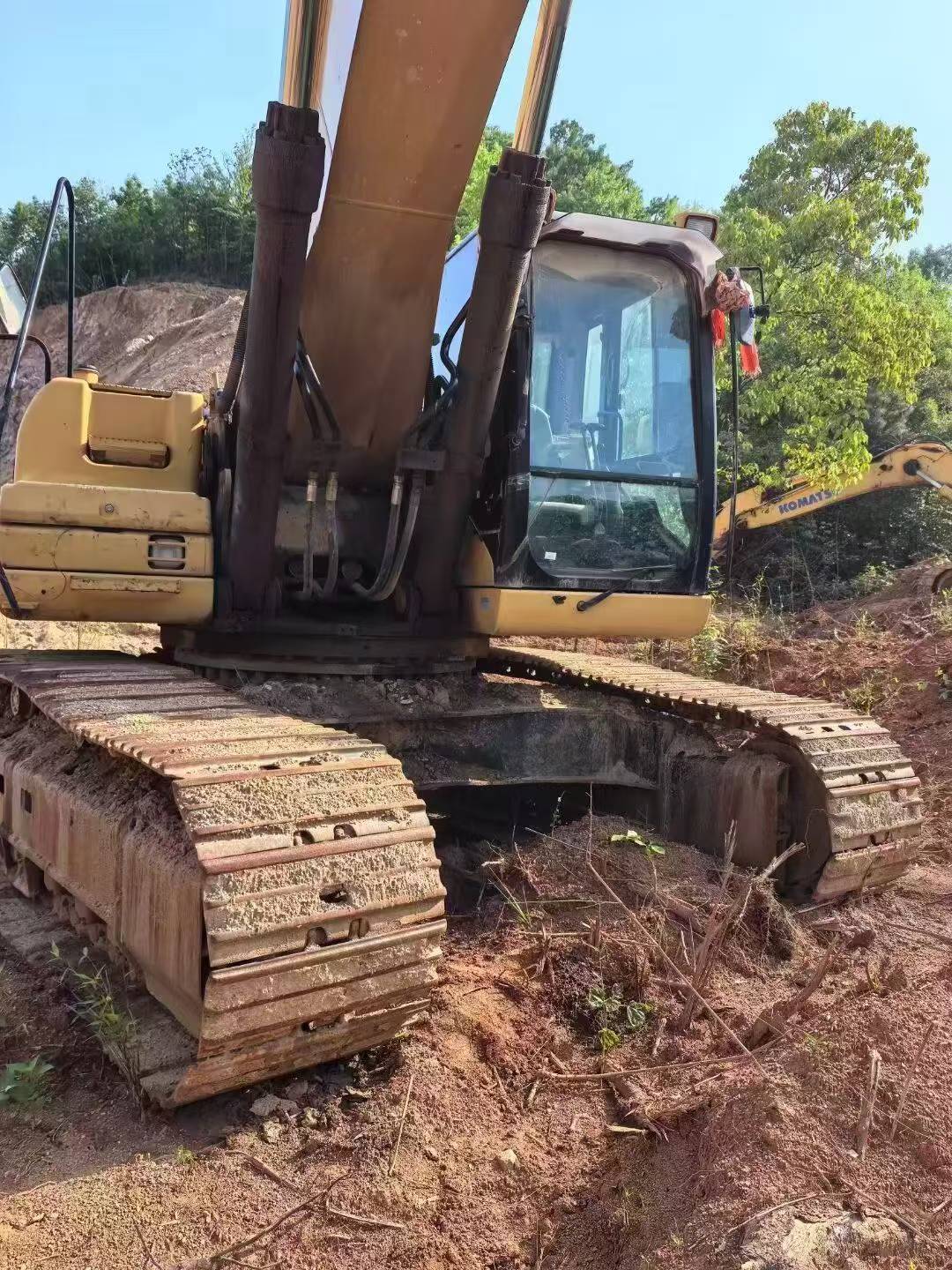 شراء حفارة Caterpillar 336E مستعملة / 6