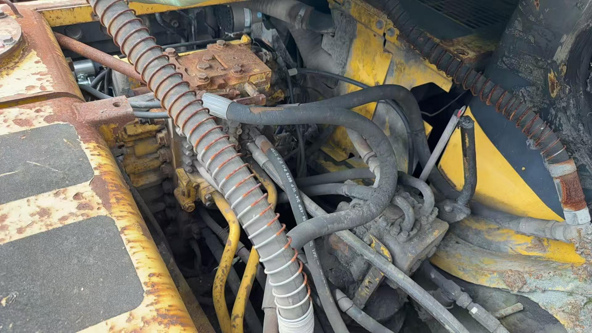 Buy Komatsu PC270-7 Used Excavator / 5