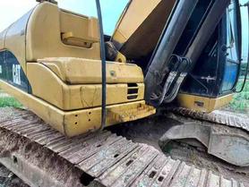 Compre Excavadora Caterpillar 320D Usada / 2 Compre Excavadora Caterpillar 320D Usada / 2