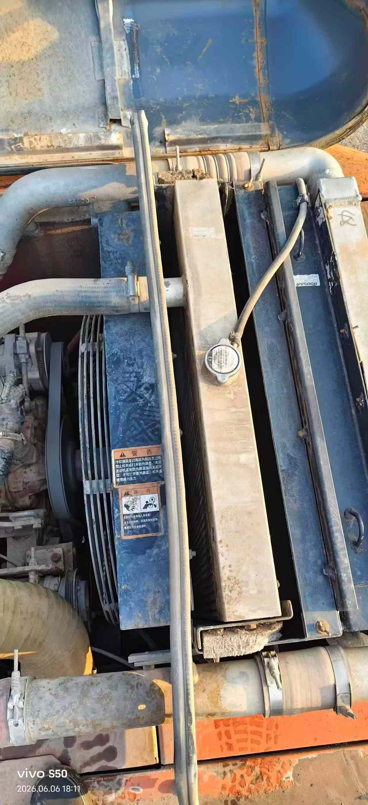 شراء حفارة Doosan DH215-7 مستعملة / 4