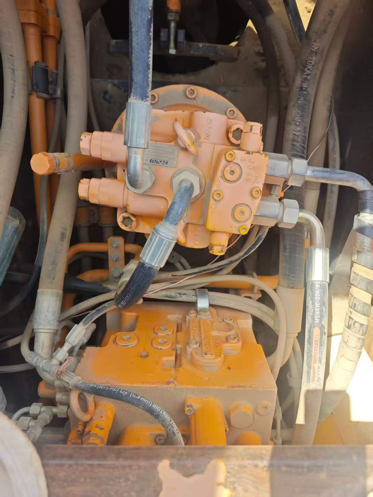 Buy Sany SY215C-8 Used Excavator / 6 Buy Sany SY215C-8 Used Excavator / 6